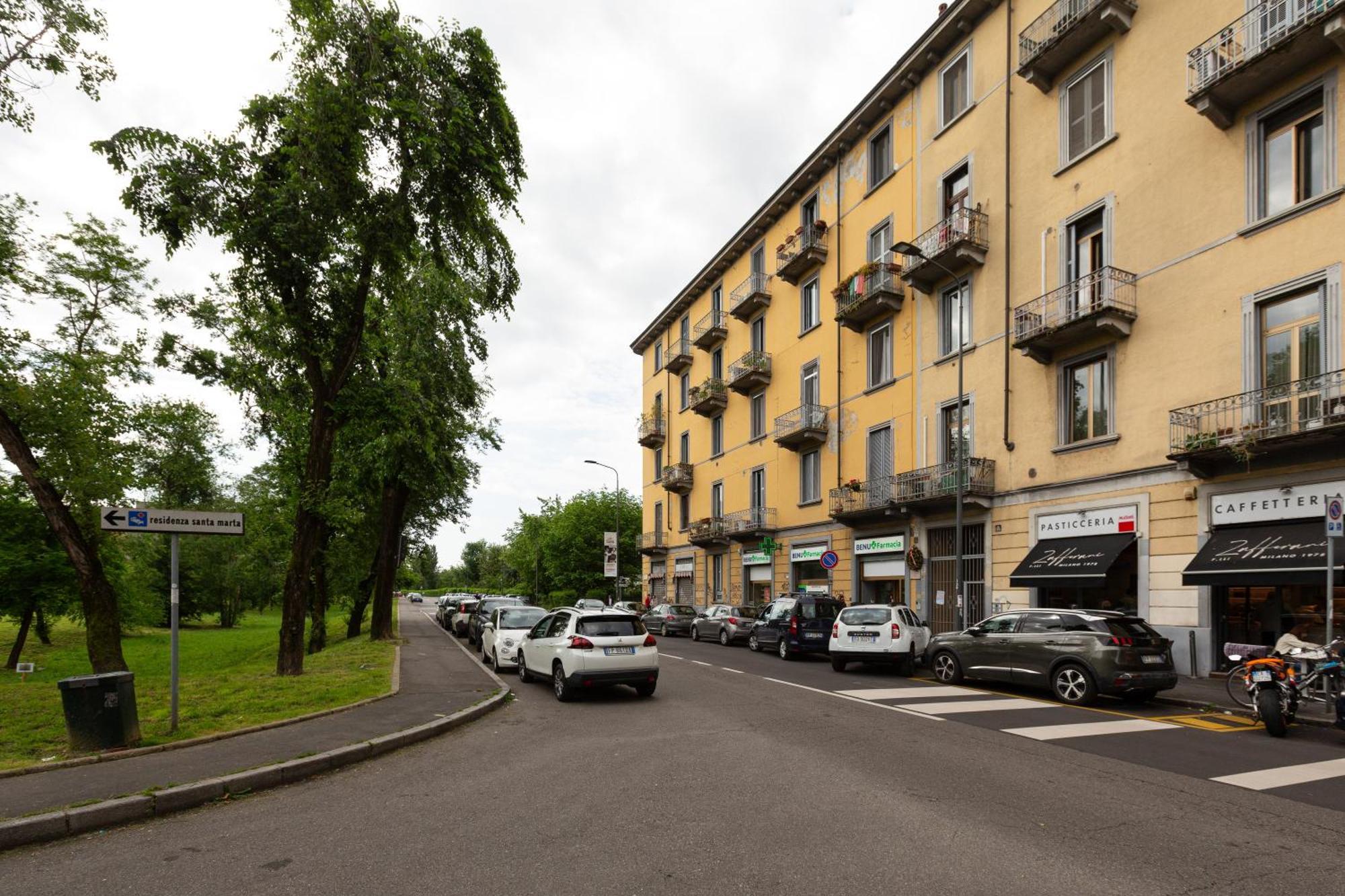 Appartamento Su 2 Livelli- Universita Iulm Milan Luaran gambar